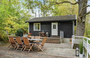 Modern cottage with sunny terrace